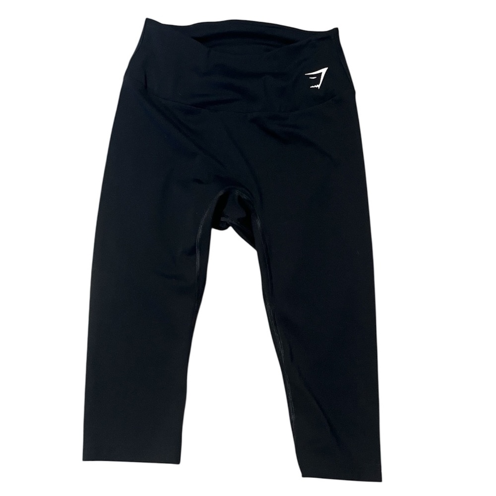 Gymshark Black Capris Leggings Women’s Medium Athletic Yoga Cycling Pickelball